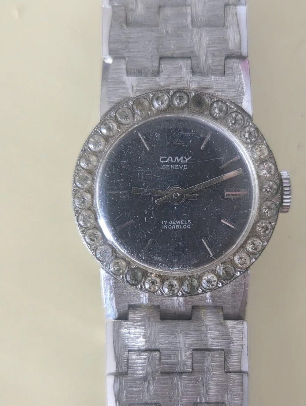 Womens Camy Genève 30 Stone Cocktail Watch